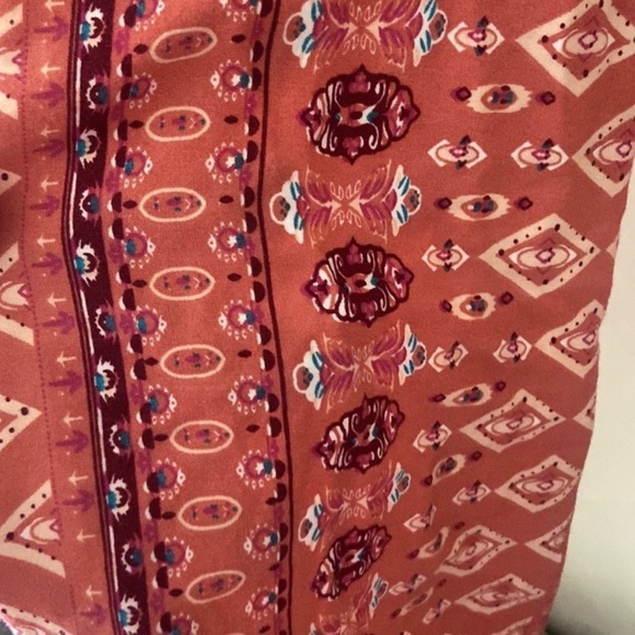 Weekend by Suzanne Betro Crocheted Lace Top Blouse - Picture 5 of 10